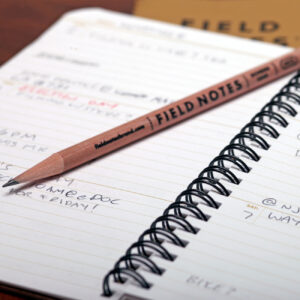 Field Notes, 56week Planner, offen, mit Bleistift